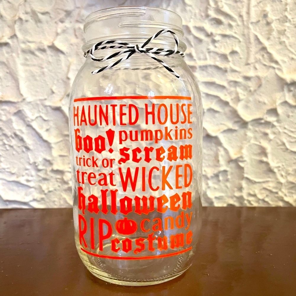 Halloween mason jar with quotes
